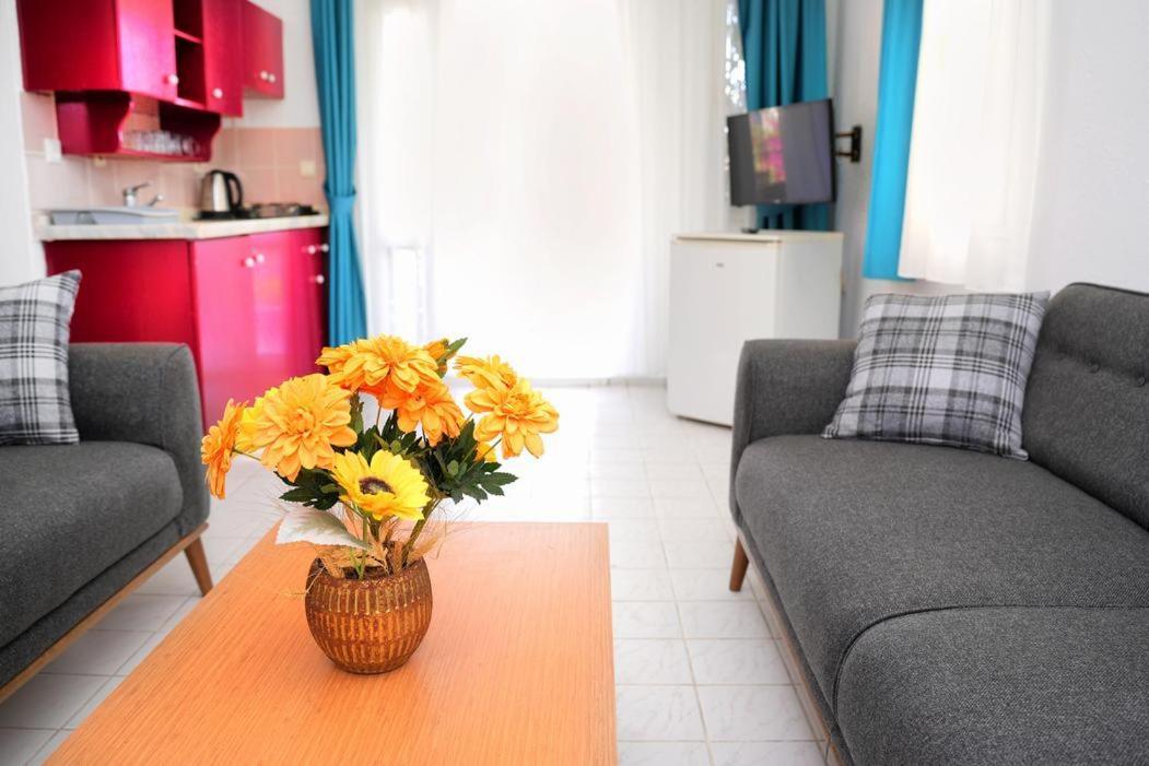 Villa Nergis Bitez Luaran gambar