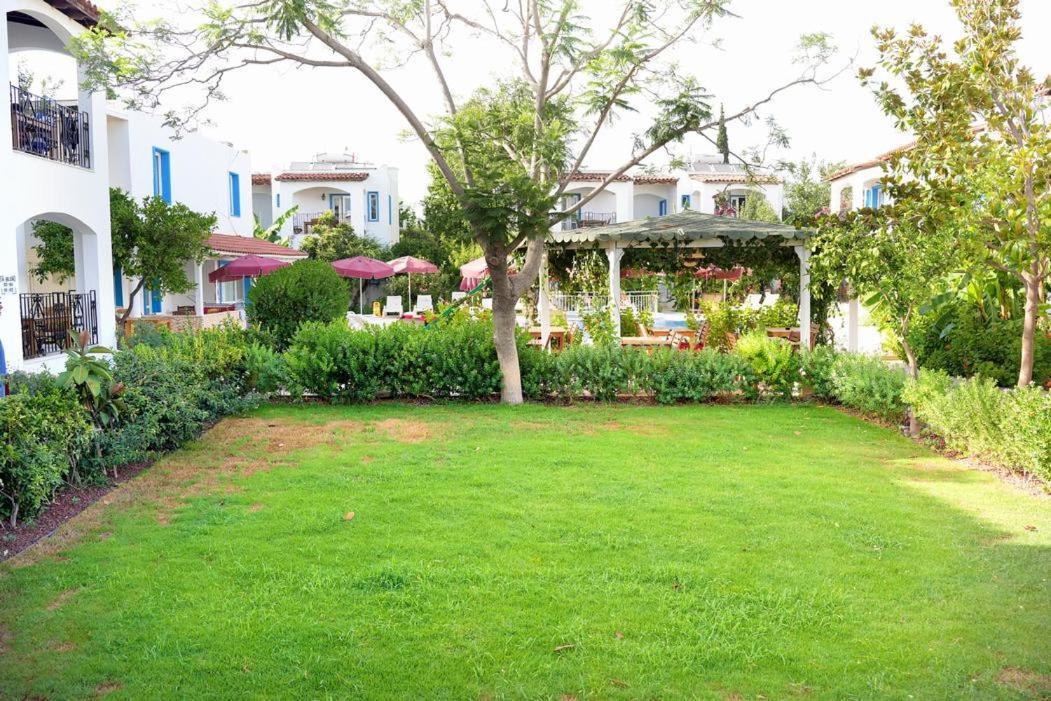 Villa Nergis Bitez Luaran gambar