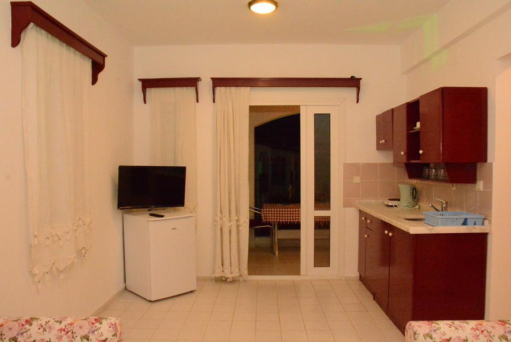 Villa Nergis Bitez Luaran gambar