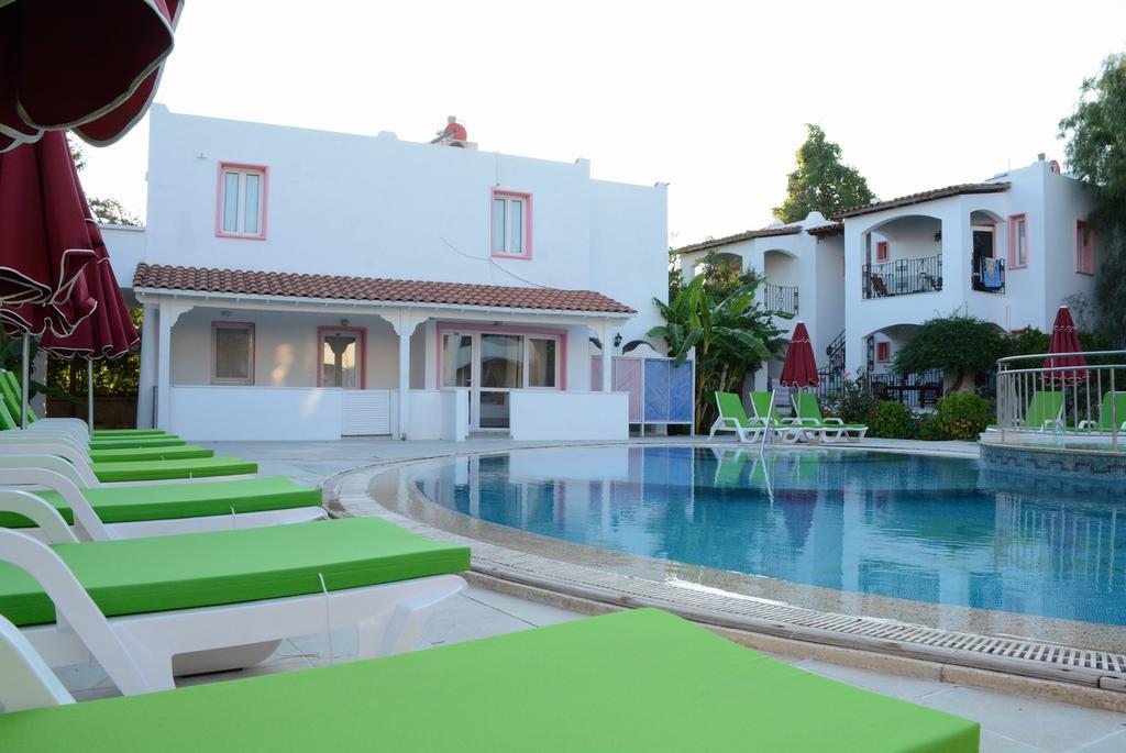 Villa Nergis Bitez Luaran gambar