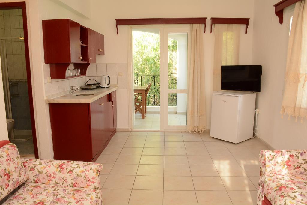 Villa Nergis Bitez Luaran gambar